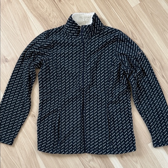 L.L. Bean Tops - L.L. Bean Cream and Black Fleece Jacket